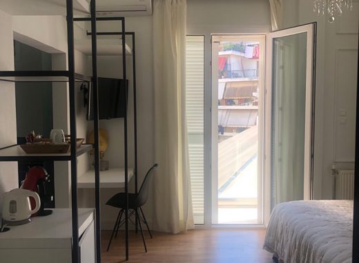 Ανακαίνιση δωματίων στο ξενοδοχείο Esperia Hotel στο Αγρίνιο
